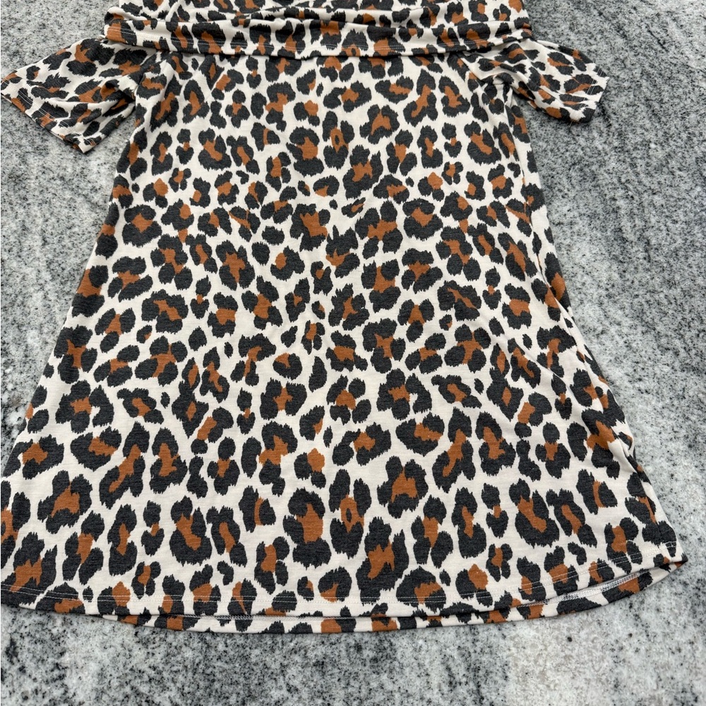 Leopard Print Off-Shoulder Women's Top - Brown/Black